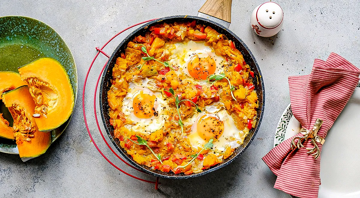Рецепт шакшуки с тыквой (можно использовать Хоккайдо)