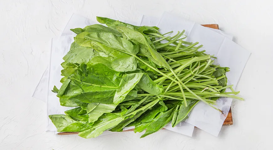 Пирожки со щавелем, жаренные на сковороде