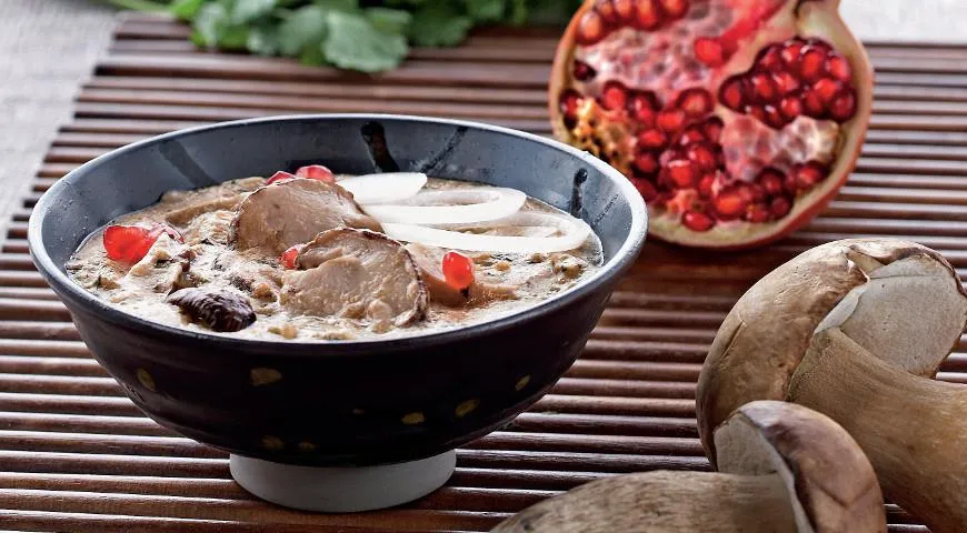 Сациви с грибами