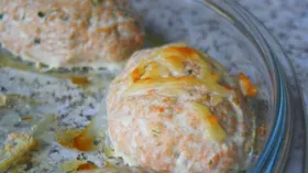 Рецепты с твёрдыми сырами, яйцом куриным и лососем