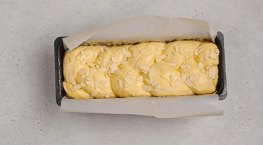 Греческий хлеб Цуреки