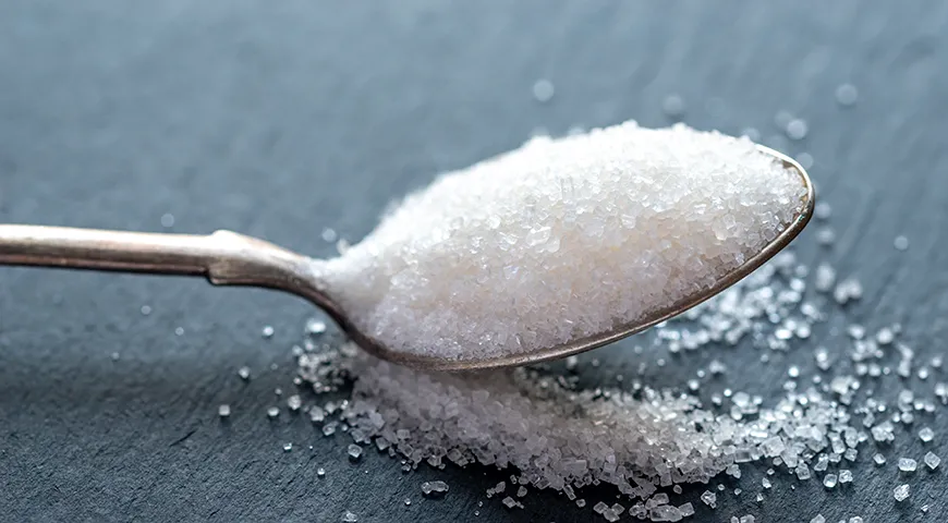 В 1 чайной ложке от 8 до 12 г сахара 