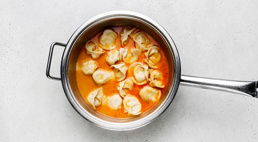 Пельмени с соусом том ям