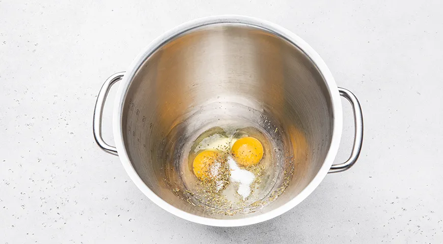 Пицца на сметане на сковороде