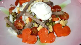Рецепты с салатом, черри и бобовыми