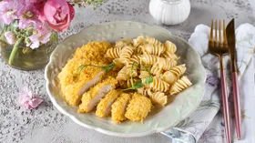 Куриные отбивные в панировочных сухарях в духовке