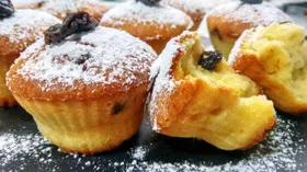 Рецепты на завтрак с кисломолочными продуктами и изюмом