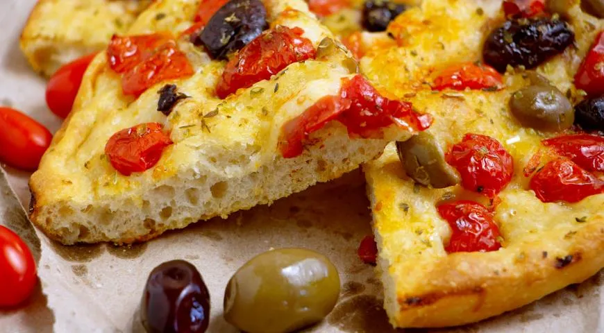 Апульская фокачча (focaccia pugliese)