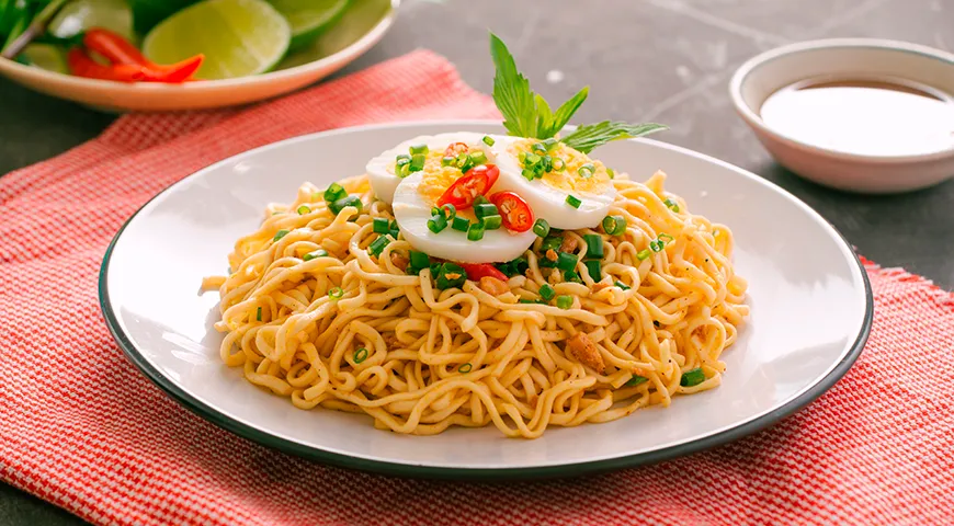 В Японии и Китае яичный меланж нужен для производства лапши