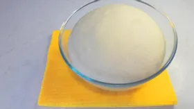 Универсальное дрожжевое тесто без яиц и молока