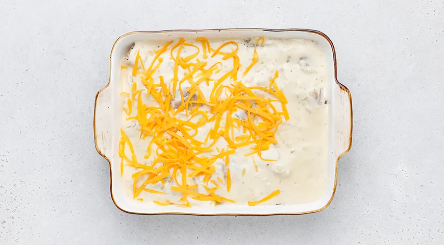 Минтай, запеченный с брокколи