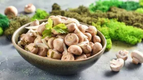 Маринованные шампиньоны с уксусом