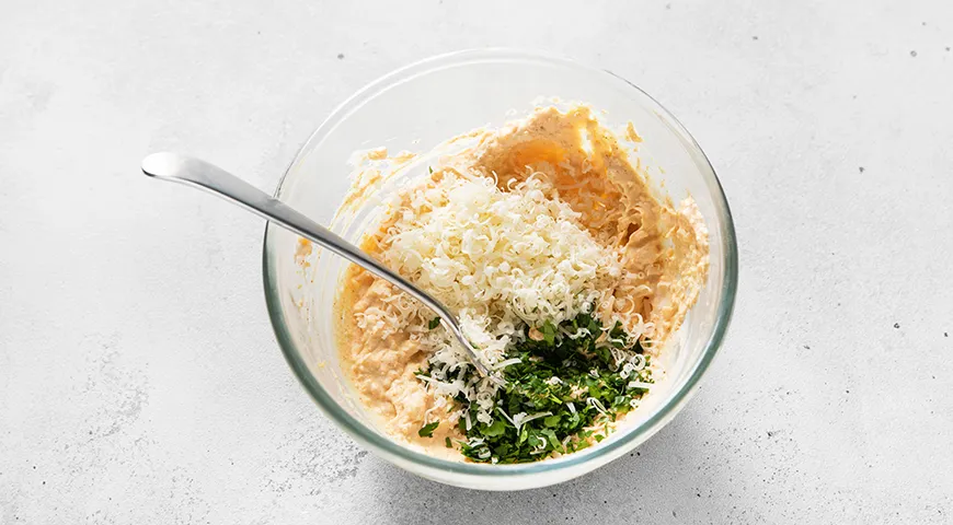 Яйца, фаршированные сыром и чесноком