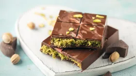 Врачи предупредили о новой опасности дубайского шоколада — лучше не дарить в Новый год