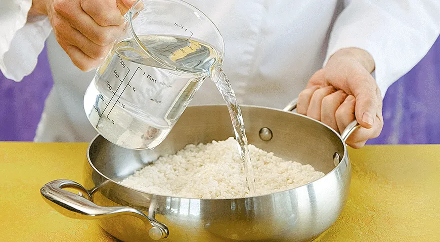 Как приготовить роллы рассказывает бренд-шеф Эльдар Мурадов