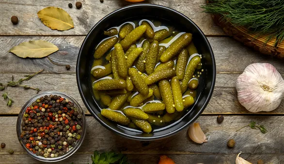 Как сделать пикули из огурцов: 5 простых рецептов от классических до острых