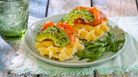 Выпечка с рукколой