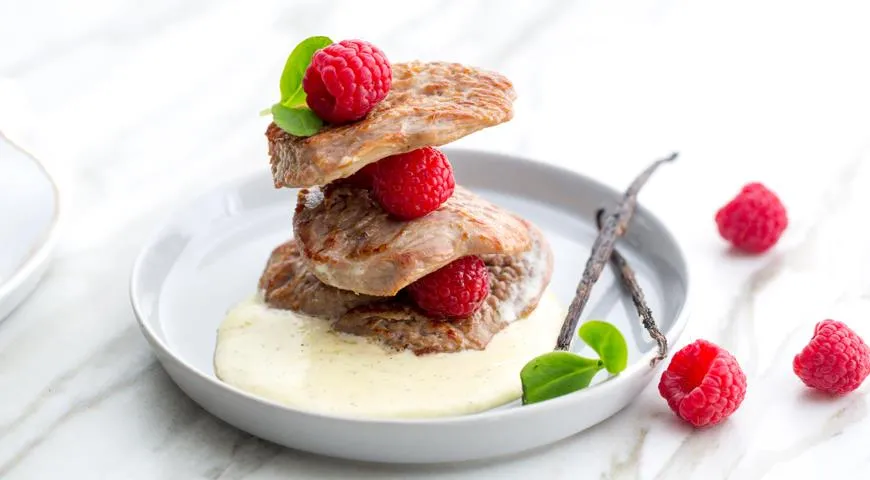 Индейка с малиной и ароматом ванили