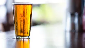 Вред и польза безалкогольного пива. Есть ли в нем градусы?