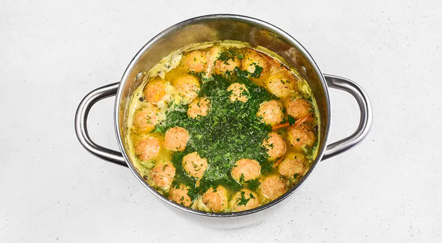 Гороховый суп с фрикадельками