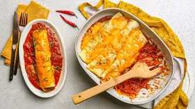 Энчилада с фаршем и сыром