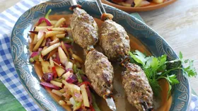 Рецепты с овощами, мясом и сливами