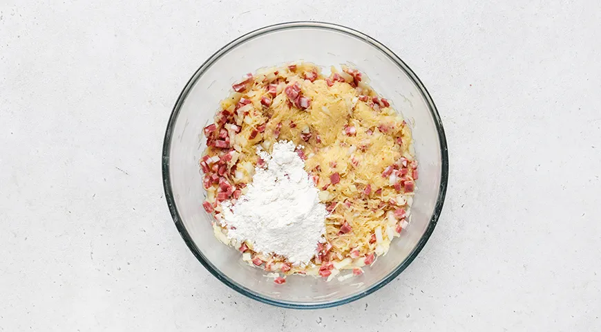 Драники с колбасой