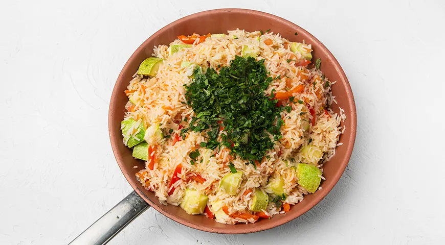 Кабачки с рисом и овощами