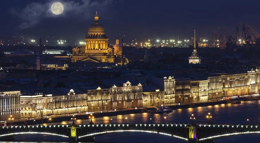 10 ужинов в Петербурге, которые нельзя пропустить
