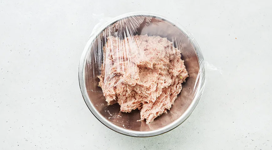 Котлеты свиные, жаренные в панировочных сухарях