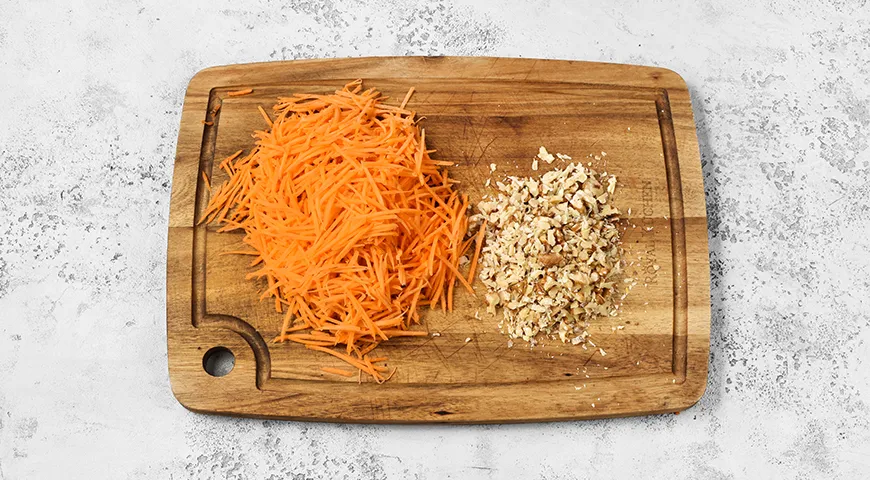 Салат «Белочка» из плавленого сырка