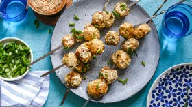 Шампиньоны на мангале в маринаде из майонеза