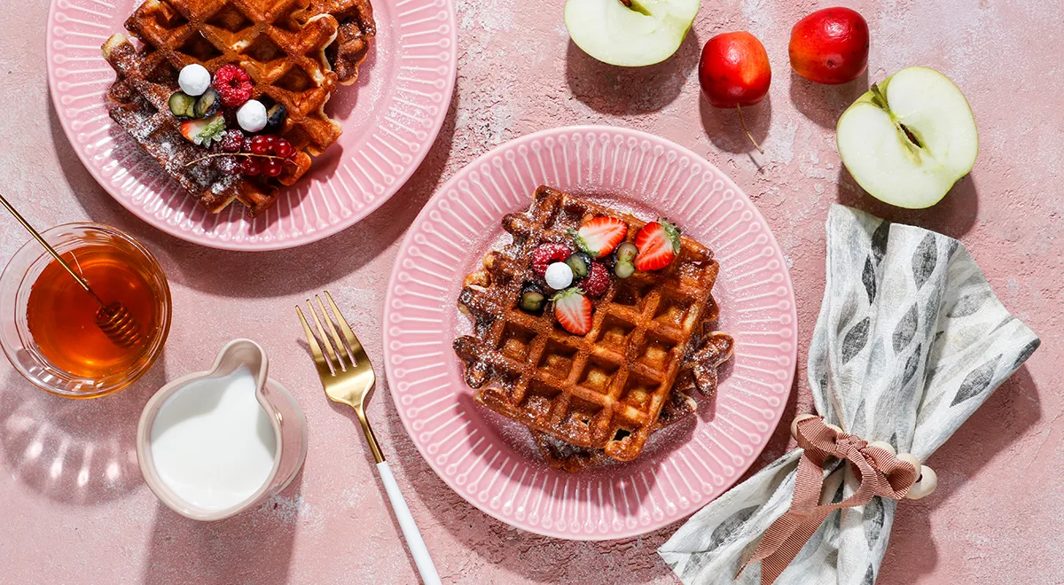 Яблочные вафли