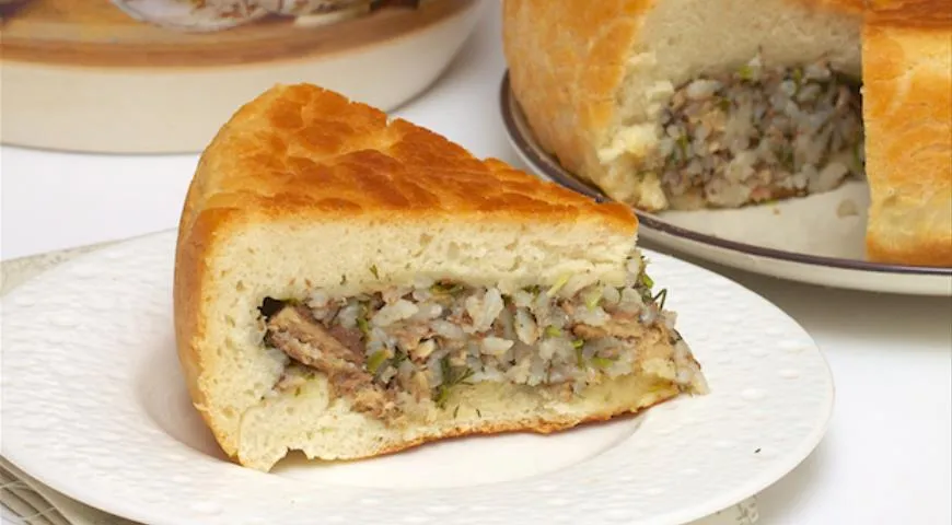 Пирог с рыбой и картошкой на пресном тесте – рецепт с фото
