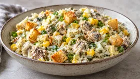 Салат из шпрот с сухариками