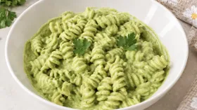 Паста из кабачка и шпината