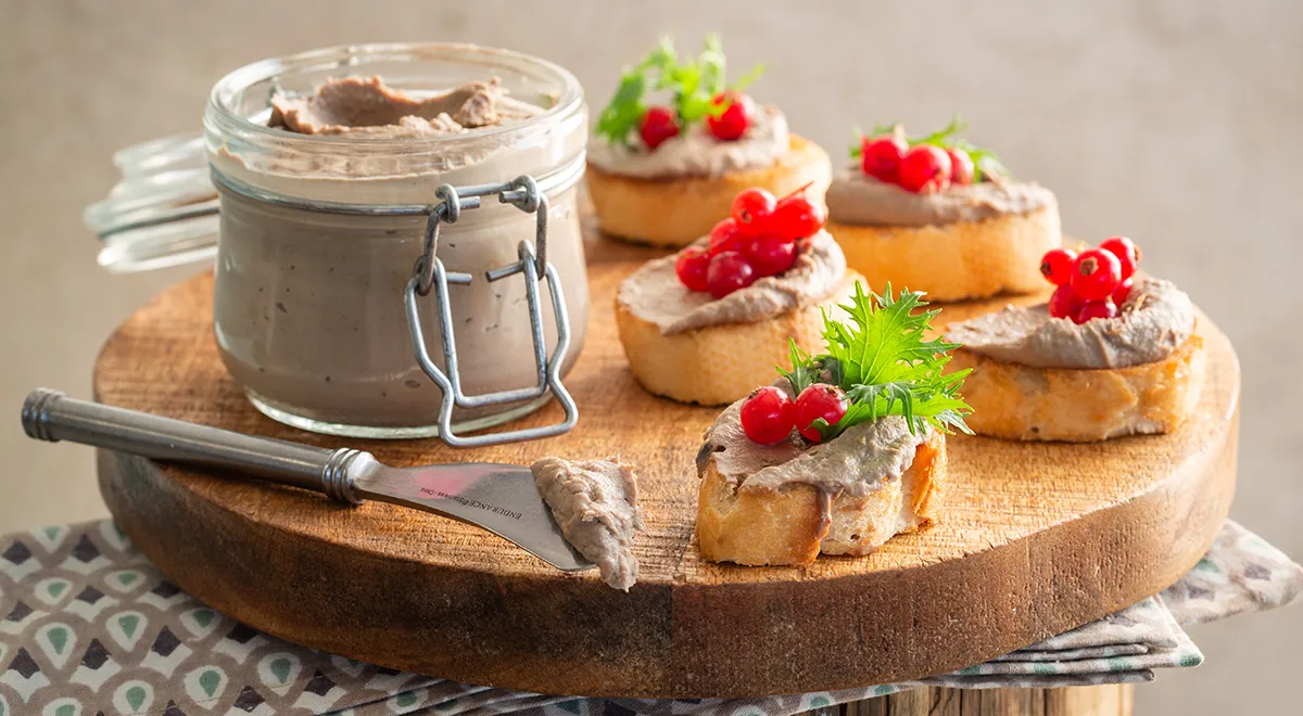 Рецепт классического паштета из утиной печени