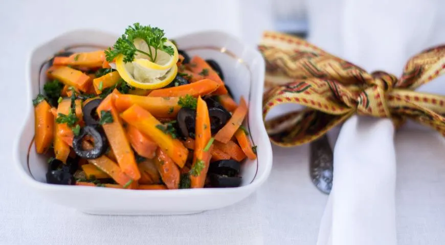 Как приготовить салат с морковью по-восточному