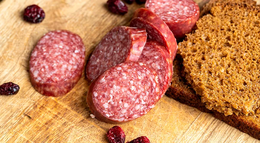 Колбаса из лосиного мяса