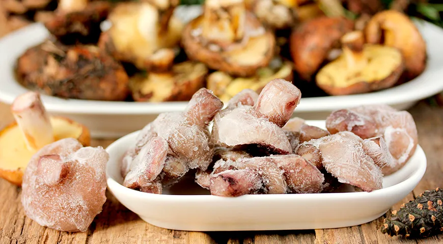 Замороженные маслята можно хранить 10–12 месяцев