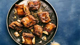 Говяжьи ребрышки на сковородке