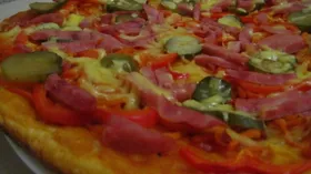 Рецепты с твёрдыми сырами, соусами и огурцом