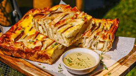 Тесто  с продукцией пчеловодства