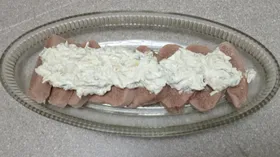 Говяжий язык под соусом тартар