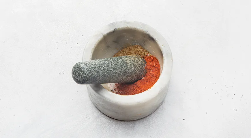 Шашлык из говяжьей печенки на мангале