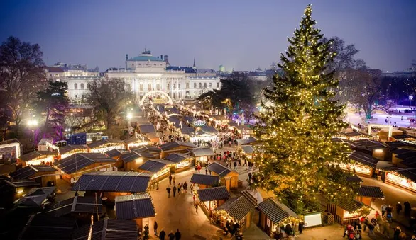 Путешествие в Вену: выставка Брейгеля, рождественский базар, венский бал и  штрудель
