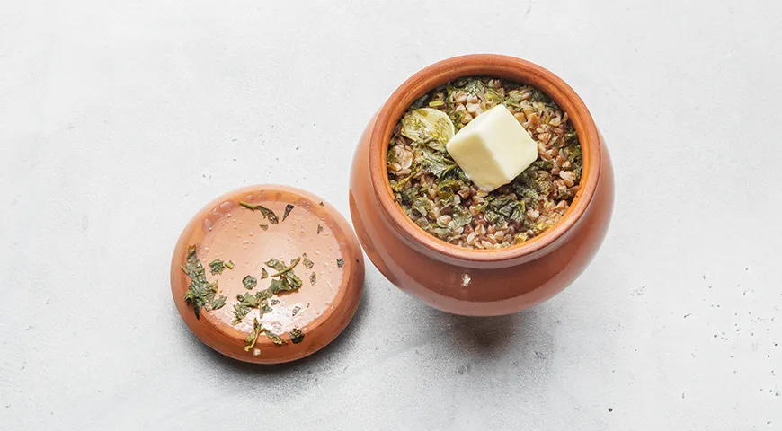 Гречка с мясом в горшочке