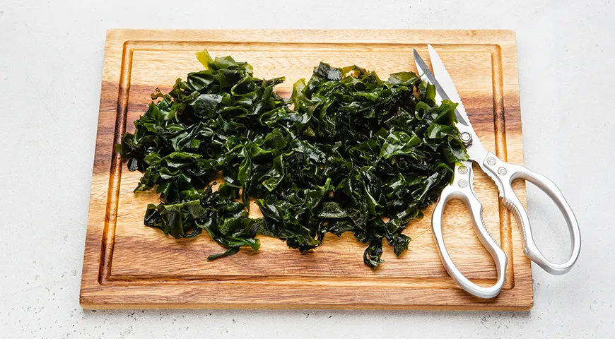 Миёккук – суп из водорослей