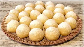 Снежные шарики