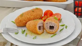 Рецепты с яйцом, говяжьим фаршем жирным и хлебом